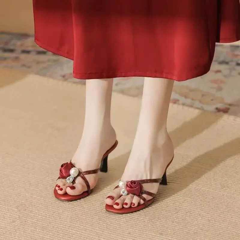 Fashion Rose Flower Temperament Pearl Foot Small High-heeled Sandals Summer Wear Round Toe Thin Strap with Skirt Women's Shoes