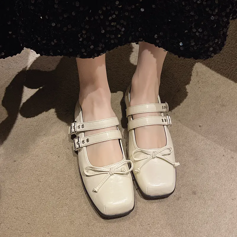 Women's Flat Shoes Spring New Square Head Shallow Mouth Butterfly Knot Rivet Soft Sole Non-slip Single Shoes