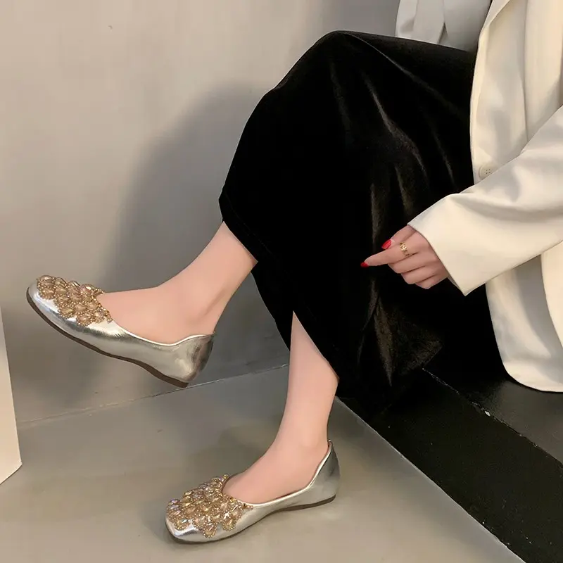 Spring New Flat Shoes Women's Fashion Square Head Shallow Mouth Glitter Soft Sole Anti-slip Wear-resistant Single Shoes