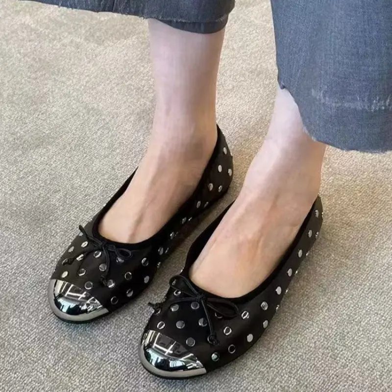 324