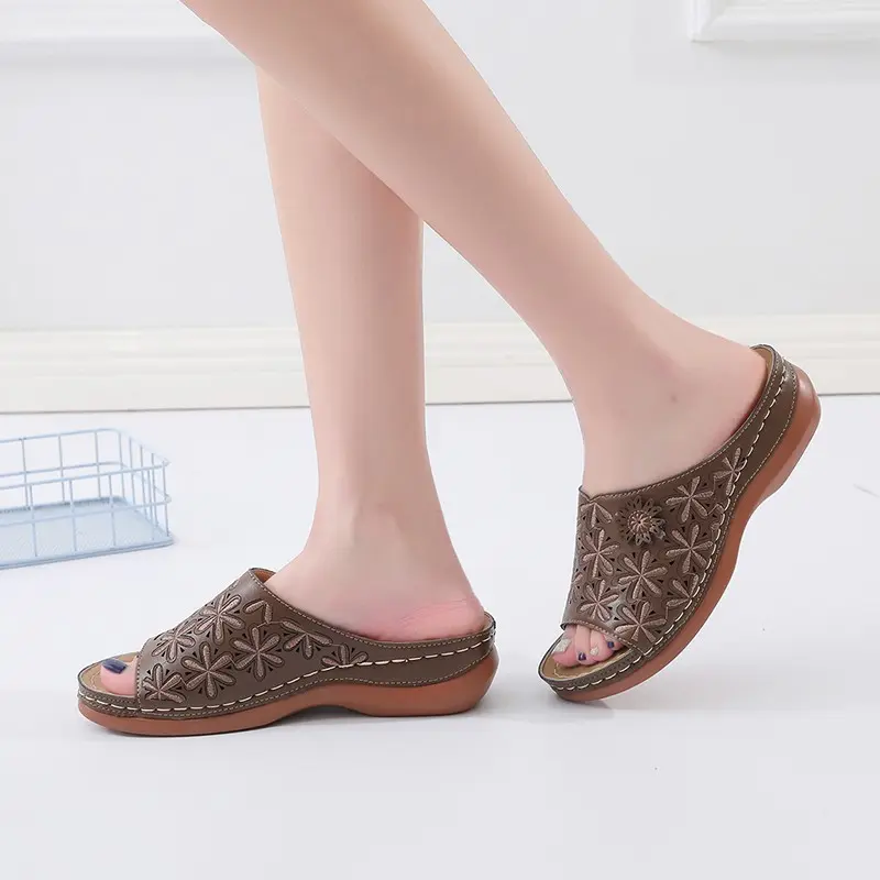 Women's Fashion Wedge Slippers Summer New Round Head Open Toe Print Soft Sole Anti-slip Wear-resistant Sandal Shoes