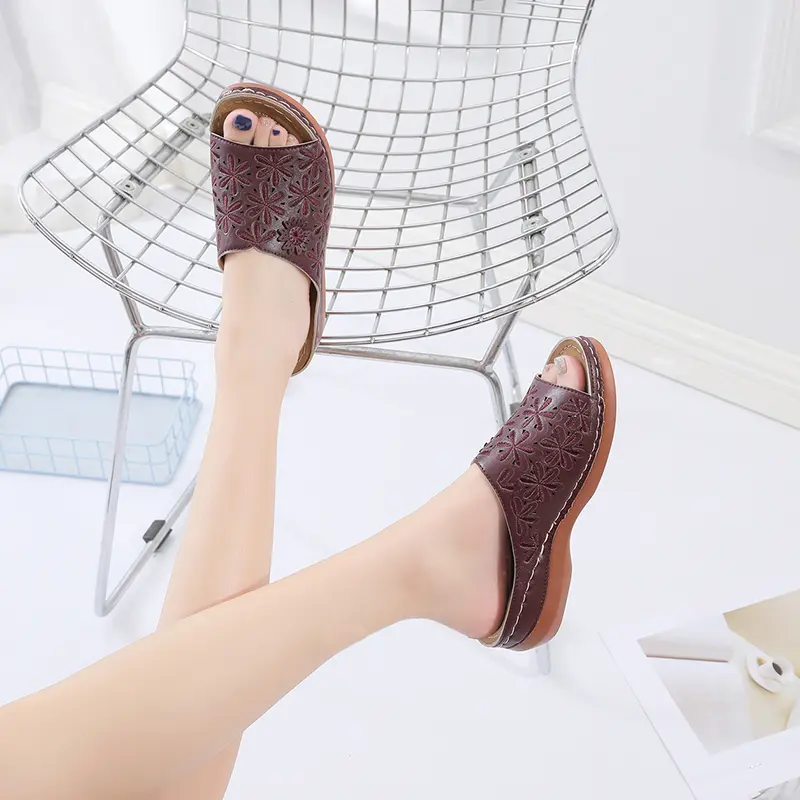 Women's Fashion Wedge Slippers Summer New Round Head Open Toe Print Soft Sole Anti-slip Wear-resistant Sandal Shoes