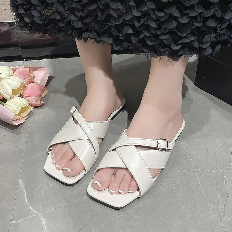 Rome Sandals and Slippers Summer New Outward Wear Square Toe Open Toe Metal Buckle Soft Sole Non-slip Slip-on Beach Sandals