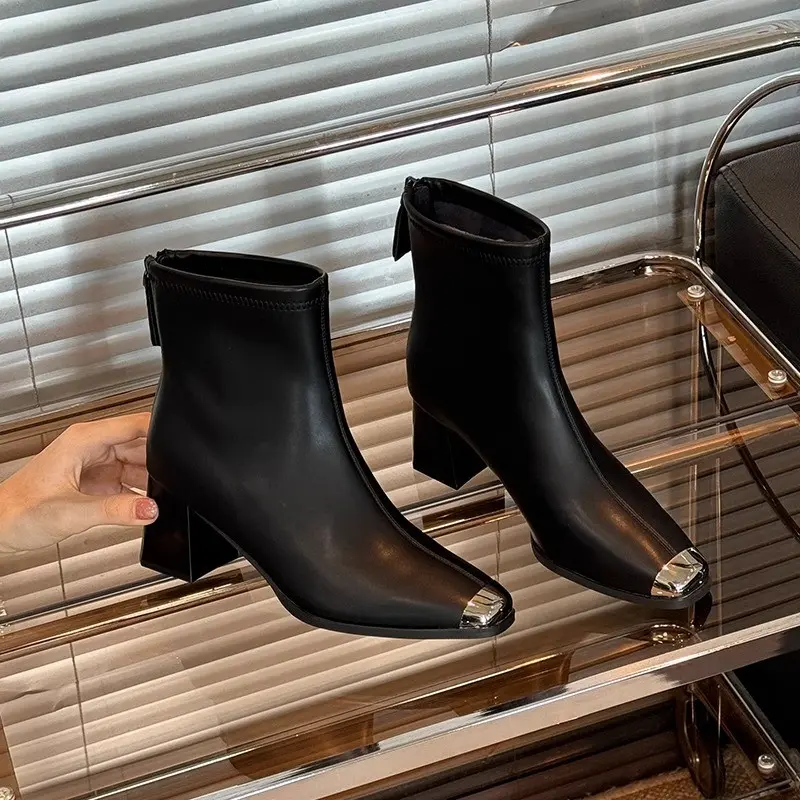 Winter New Thick Heel Shoes Women's Fashion Metal Square Head Stitching Comfortable Back Zipper Short Boots