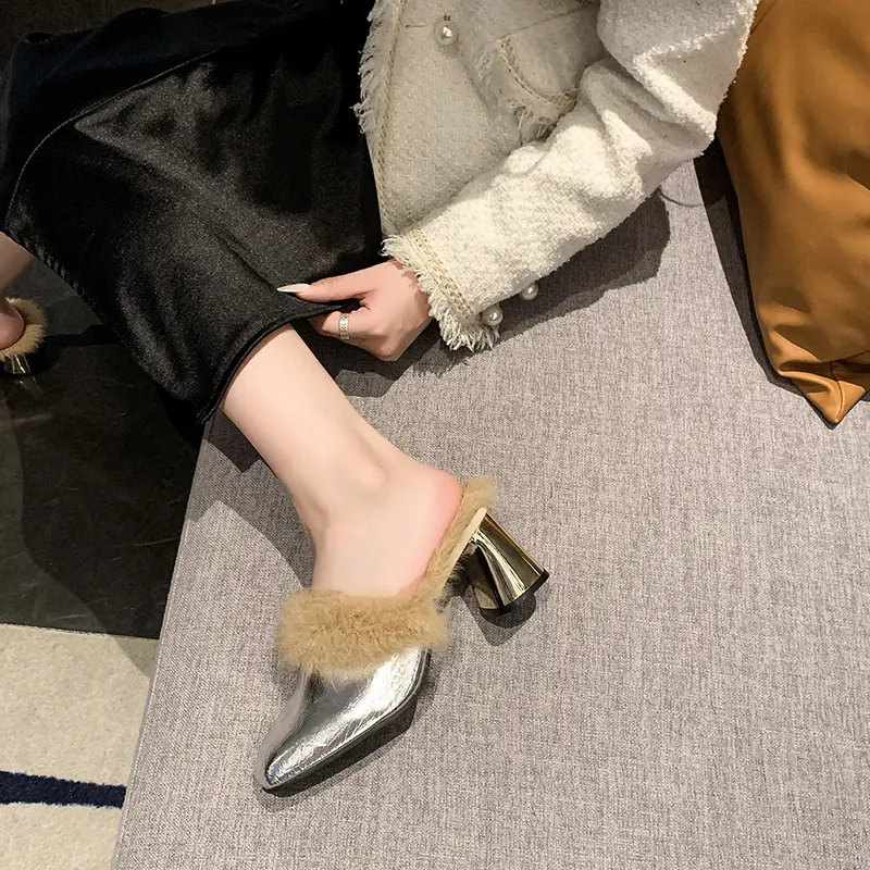 Women's New Winter Baotou Slippers Fashion Square Head Deep Mouth Anti-slip Wear Coarse Cotton Drag