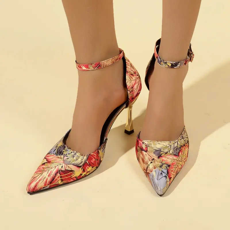 Spring New Baotou Sandals for Women Fashion Pointy Shallow Mouth with Printed Non-slip Wear-resistant High Heels