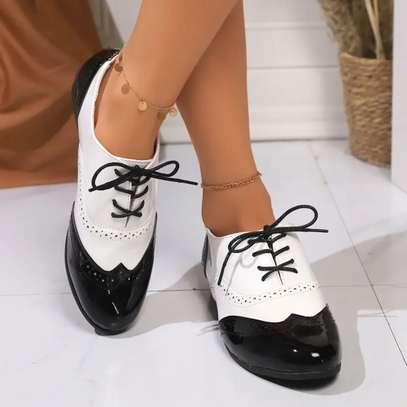 Women's Fashion Round Head Splicing Front Lacing Soft Sole Anti-slip Wear-resistant Low-top Shoes Spring New Flat Shoes