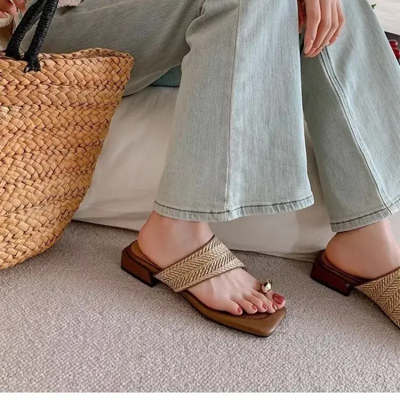 Square Head Breathable Straw Woven Metal Set Toe Thick with A Flip-flops Summer New Soft Bottom Sandals