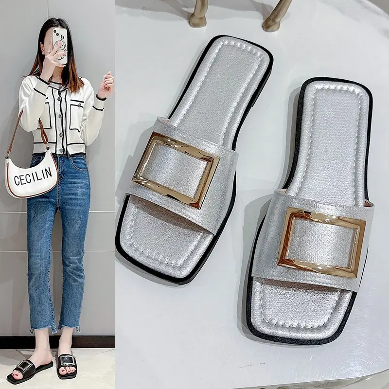 The New Korean Version of Flat Slippers for Women Wears Fairy Wind Seaside Sandals with Square Toe and Open-toe Flip-flops