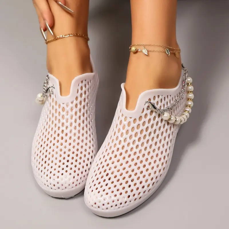 Women's Fashion Low Heel Shoes Summer New Round Head Deep Hollow Beaded Metal Chain Anti-slip Wear-resistant Sandals