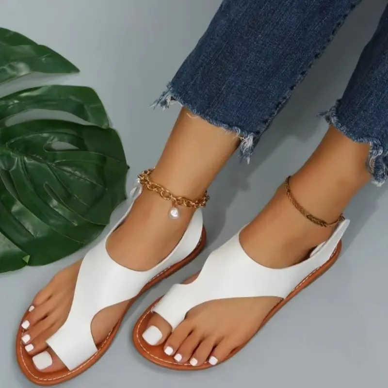 New Casual Beach Shoes Plus Size Round Toe Toe One Word Buckle Strap Soft Sole Non-slip Outdoor Flat Sandals