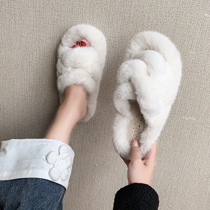 Winter new flat fluffy slippers women's fashion round head open toe suede thick bottom comfortable cotton drag