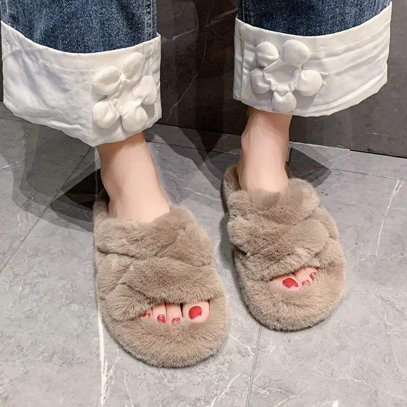 Winter new flat fluffy slippers women's fashion round head open toe suede thick bottom comfortable cotton drag