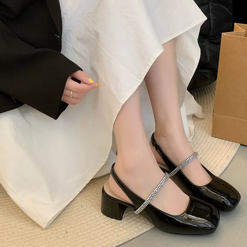 Square Heel Sandals Women's Fashion Square Head Shallow Mouth Glitter Thin Belt Anti-slip and Wear Heel Shoes