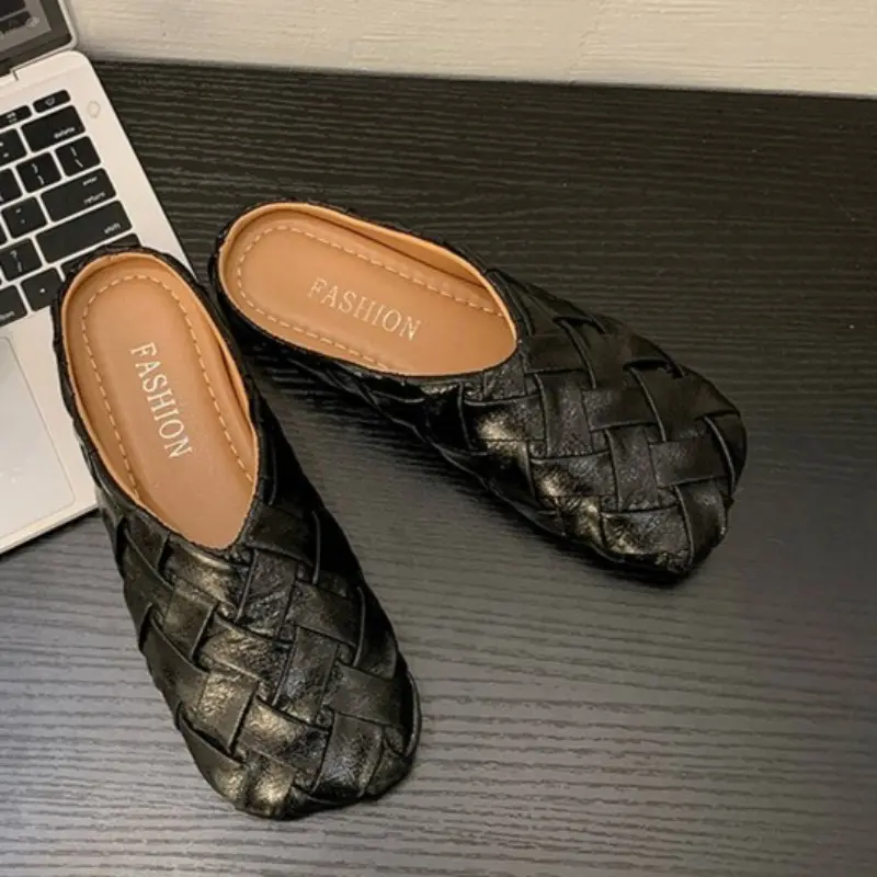 Spring New, Style Flat Sandals for Women Fashion Square Head Mid-mouth Woven Soft Sole Anti-slip Wear-resistant Slippers