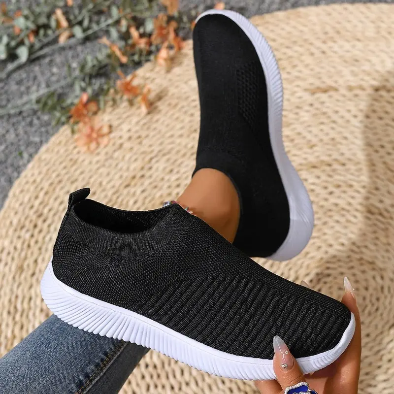 Fashionable and Lightweight Flat Sports Shoes for Women, New Summer Round Toe Mesh Breathable Soft-soled Single Shoes