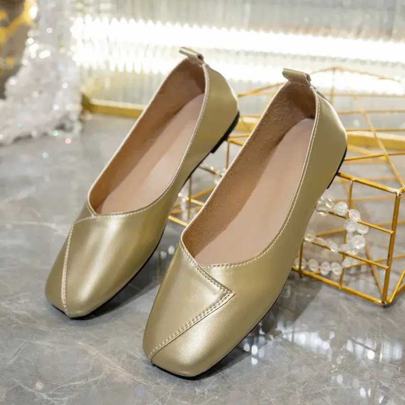 Autumn New Flat Shoes Women's Fashion Square Head Shallow Mouth Splicing Soft Sole Anti-slip Wear-resistant Low-top Shoes