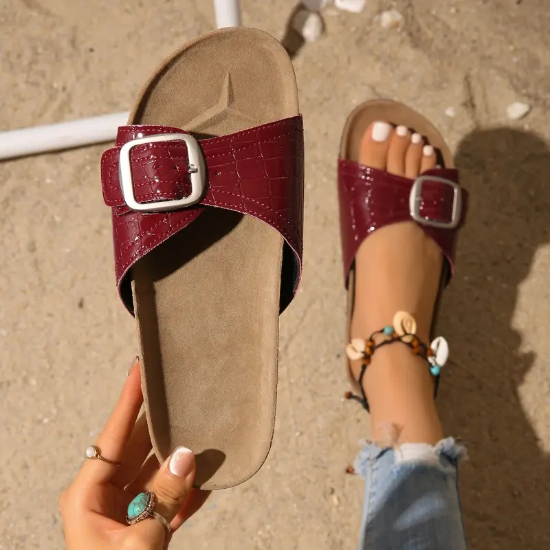 Retro Style Square Buckle One-word Sandal Slippers for Women in 2025 New Spring and Summer Platform Beach Slippers