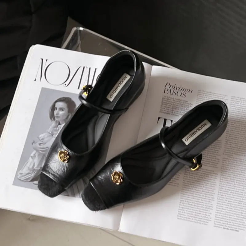 Women's New Autumn Flat Shoes Fashion Square Head Shallow Mouth Suede Anti-slip Wear-resistant Low-top Shoes