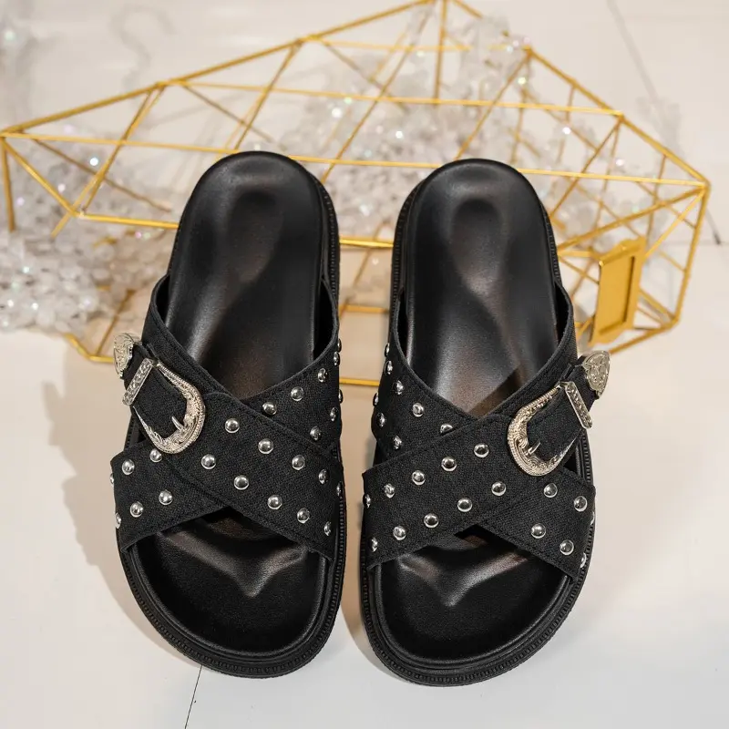 Summer New Platform Slippers Women Fashion Round Head Open Toe Rivet Metal Buckle Anti-slip Wear-resistant Flat Sandals