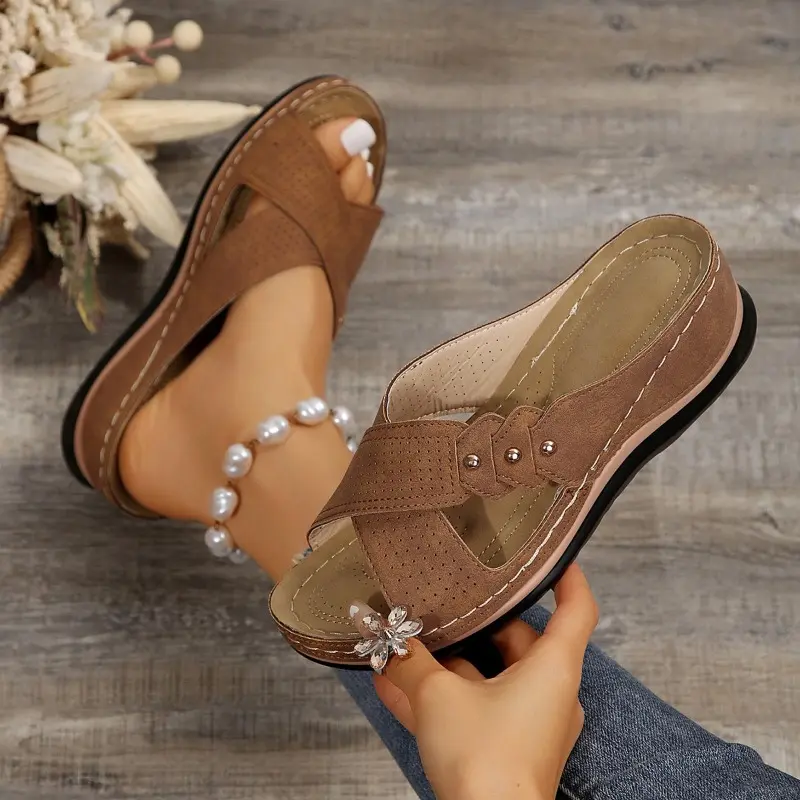 New Summer Vintage Beach Shoes Cross Slippers Lightweight Non-slip Sandals Women's Wedges Stitched Sandals