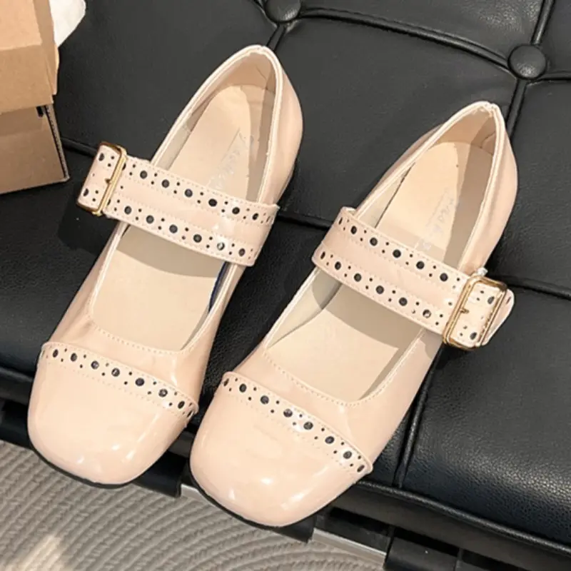 Women's Fashion Thick Heel Shoes Spring New Round Head Shallow Mouth Metal Line with Anti-slip Wear-resistant Heel Shoes