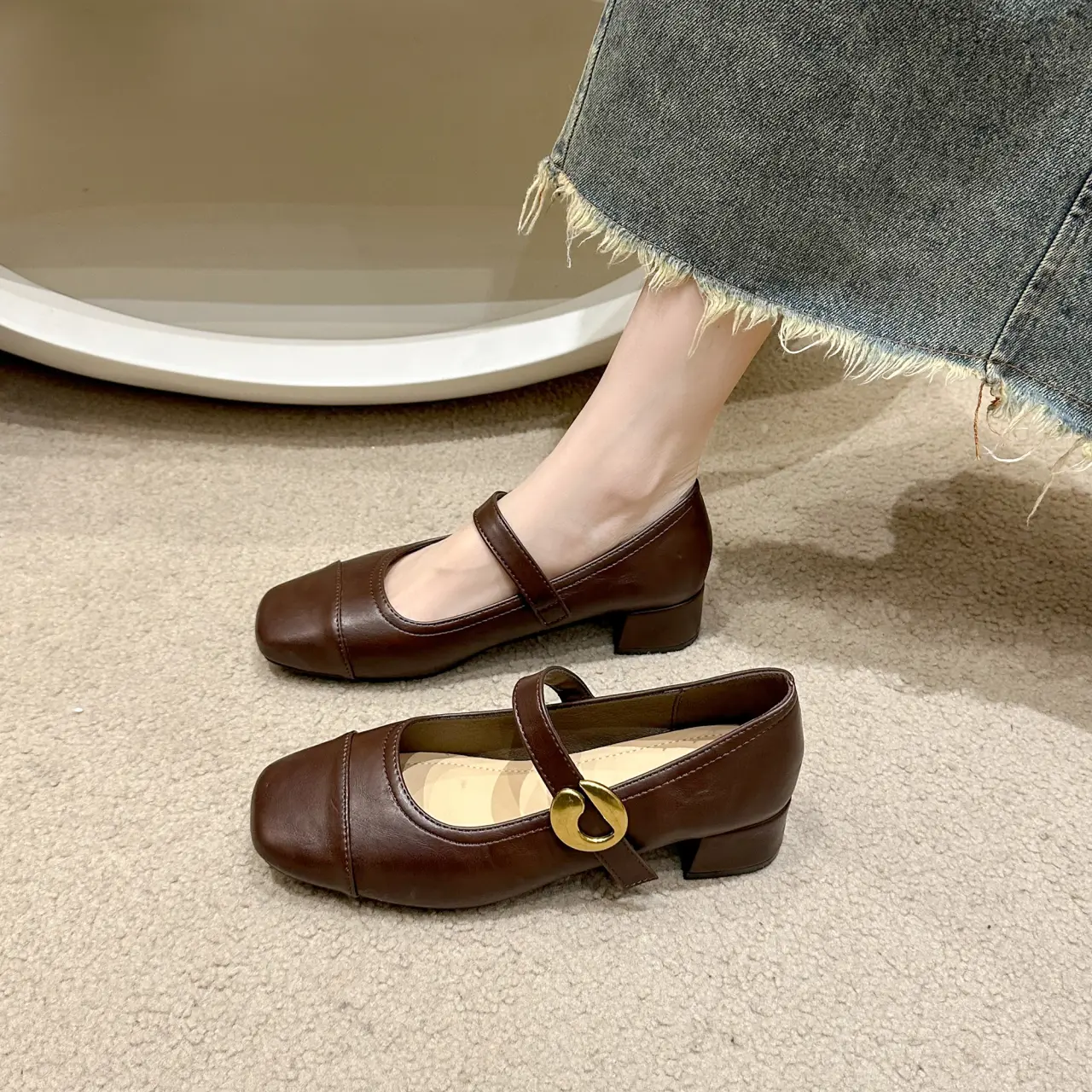 Women's Coarse Heel Shoes Spring New Square Head Shallow Mouth Metal Buckle Anti-slip Wear-resistant Low-top Shoes
