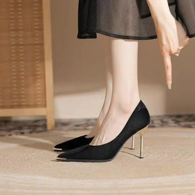 Women's Thin Heel Shoes Autumn New Metal Pointed Shallow Mouth Anti-slip Wear-resistant High Heels
