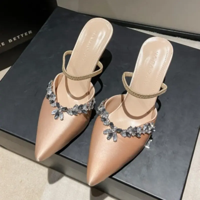 New Spring Slippers Women's Fashion Pointy Shallow-cut Sequin Slip-on Anti-slip and Wear-resistant Stiletto Sandals