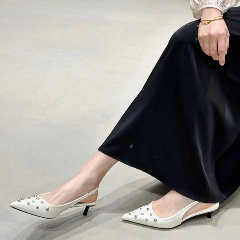 Women's Fashion Baotong Thin Heel Sandals Spring Pointed Head Shallow Mouth Rivet Anti-slip Wear-resistant Low Heel Shoes