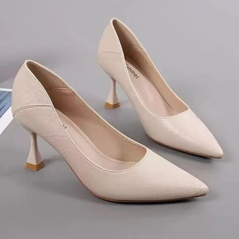 Women's Fashion Slim Heel Shoes Fall New Pointy Toe Shallow Mouth A Slip-on Temperament High Heel Low Top Shoes