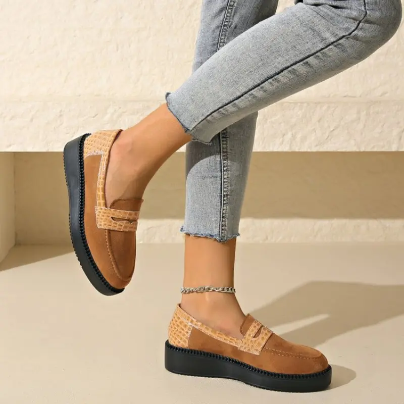 Fall new slope heel shoes women's round head suede splicing thick sole anti-slip wear-resistant low-top shoes