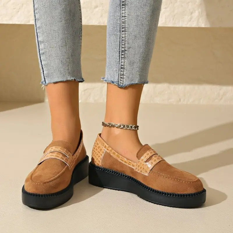 Fall new slope heel shoes women's round head suede splicing thick sole anti-slip wear-resistant low-top shoes