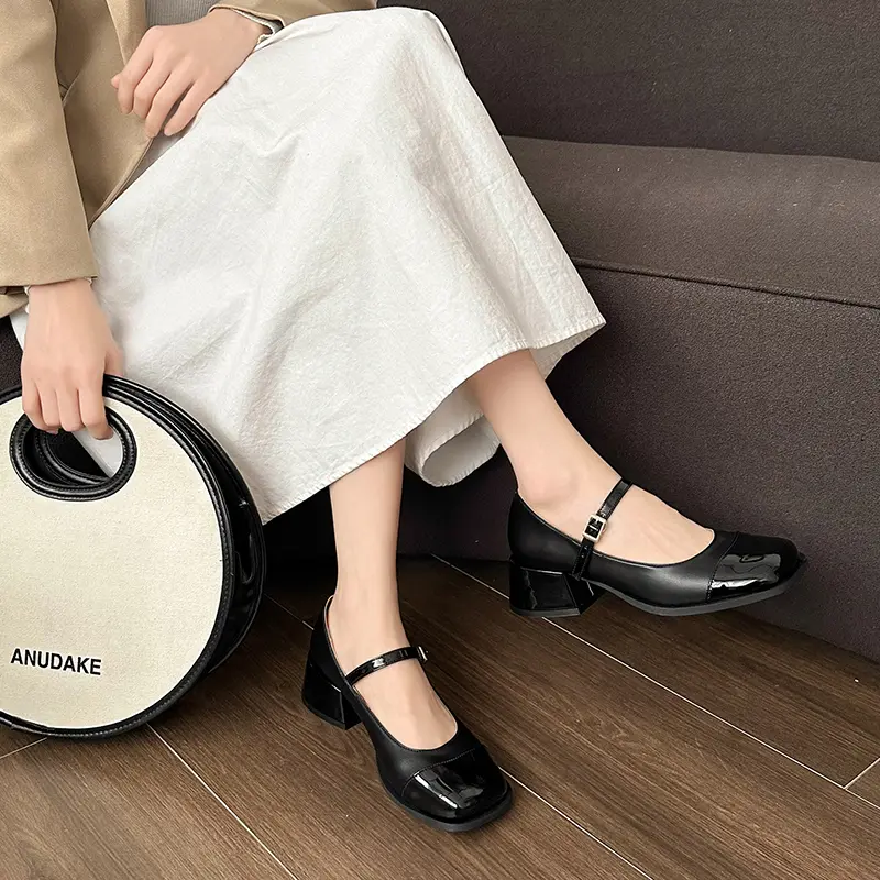 Spring New Single Shoes Women's Fashion Square Head Shallow Mouth Splicing A Line with Non-slip Low-top Shoes