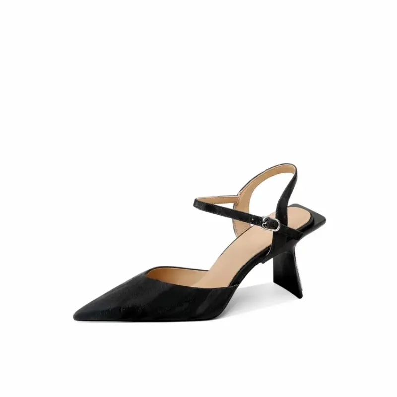 Baotou One-word Strap Pointed Toe Block Heel Sandals Women's Outside Wear 2025 New Summer French Roman High Heels