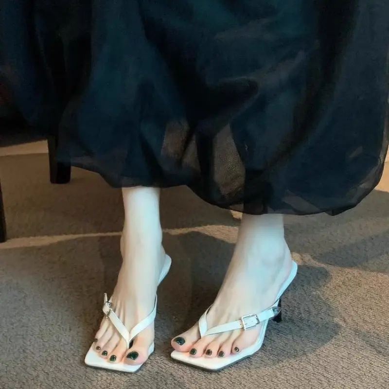 Women's Stiletto Sandals Summer New Style Square Head Clip Toe Metal Buckle Anti-slip Wear-resistant Flip-flops