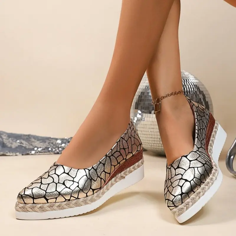 Fashion Slope Heel Shoes Spring New Style Pointed Head Shallow Mouth Straw Plaited Sole Soft Sole Non-slip Heel Shoes