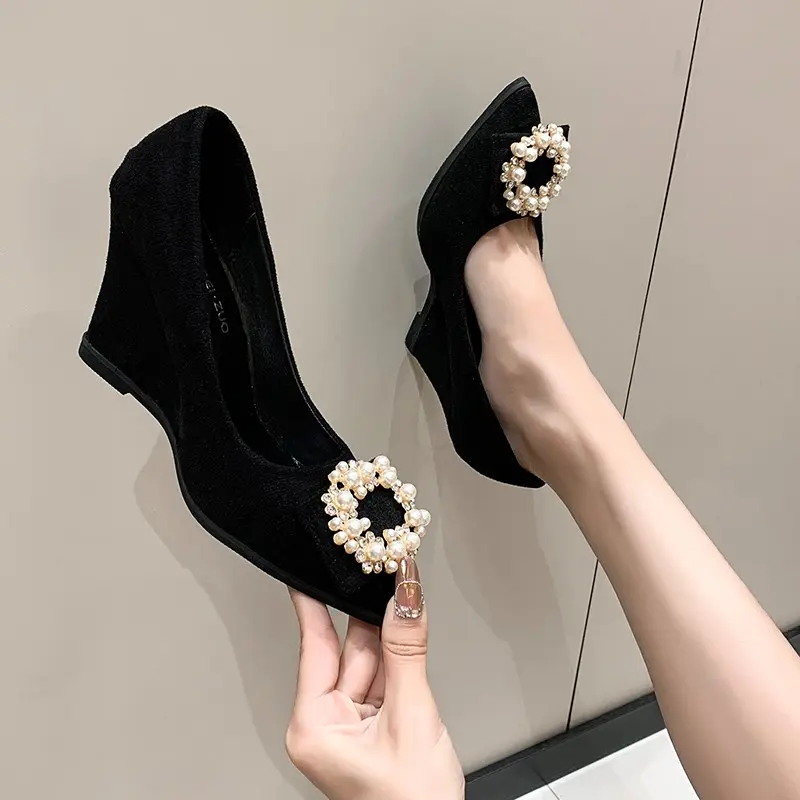 Women's Fall New Slope Heel Single Shoes Pointed Head Shallow Mouth Pearl Butterfly Knot Anti-slip Wear-resistant High Heels