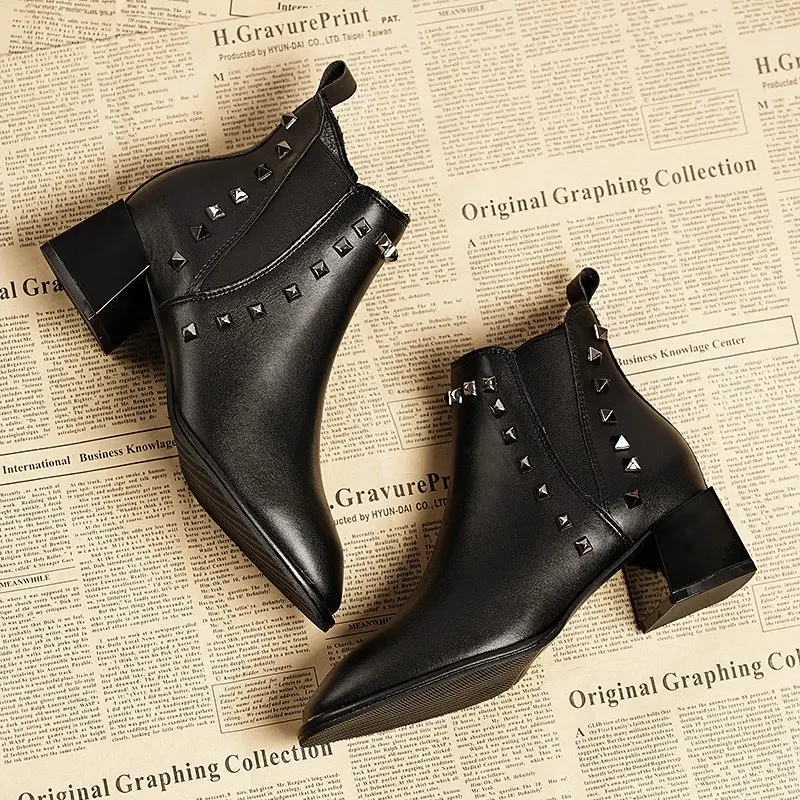 Winter New Thick Heel Cotton Boots Women Fashion Round Head Sleeve Rivet Anti-slip Wear-resistant Short Boots