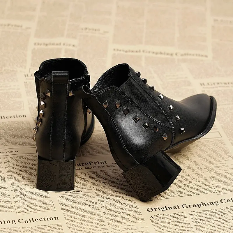 Winter New Thick Heel Cotton Boots Women Fashion Round Head Sleeve Rivet Anti-slip Wear-resistant Short Boots