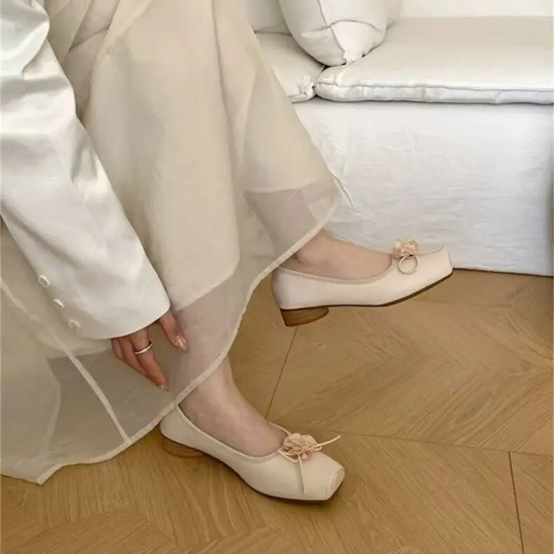 Women's Chunky Single Shoes Autumn New Square Head Shallow Mouth Flower Butterfly Knot Soft Sole Non-slip Low Top Shoes