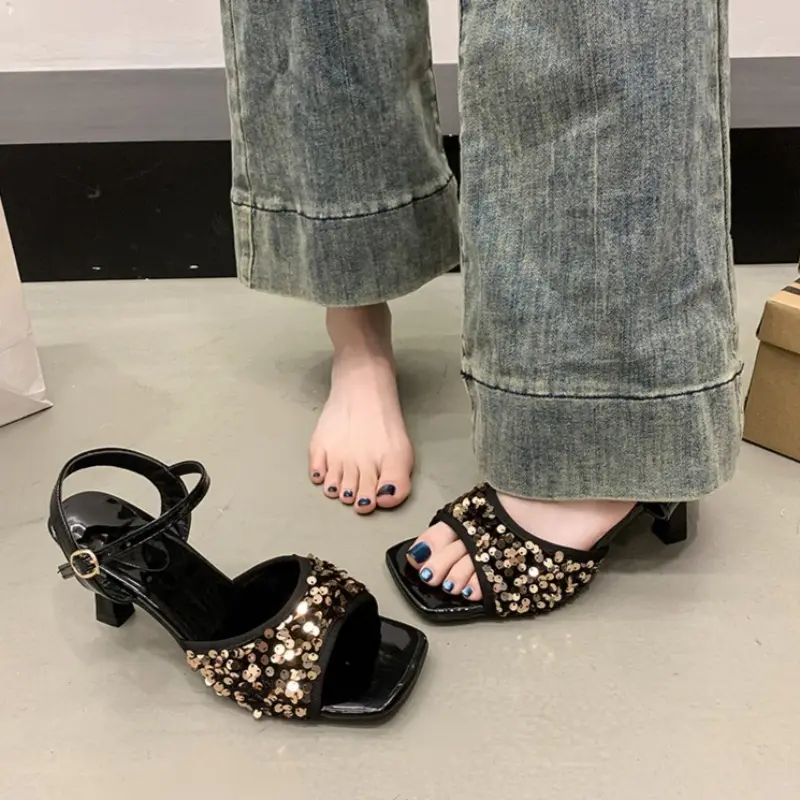Temperament Stiletto Sandals Women Summer New Square Toe Open Toe Sequin Sequin Strap Sexy Fashion High Heels
