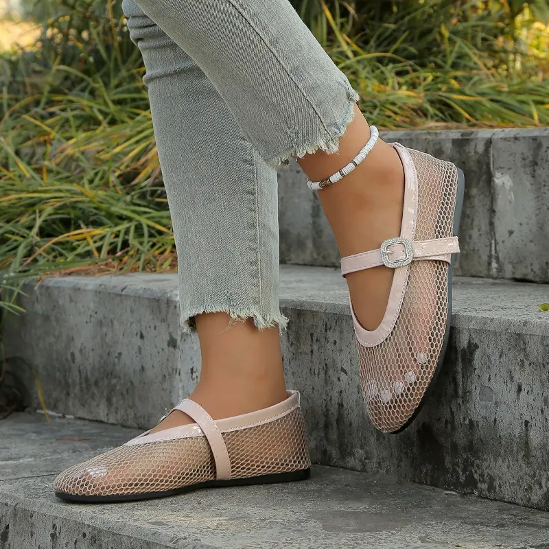 Spring New Sandals Women's Fashion Round Head Shallow Mouth Net Cloth Metal Buckle A Word with Soft Sole Non-slip Flat Shoes