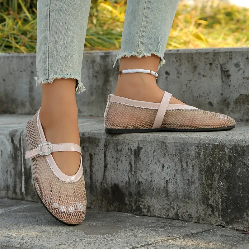 Spring New Sandals Women's Fashion Round Head Shallow Mouth Net Cloth Metal Buckle A Word with Soft Sole Non-slip Flat Shoes