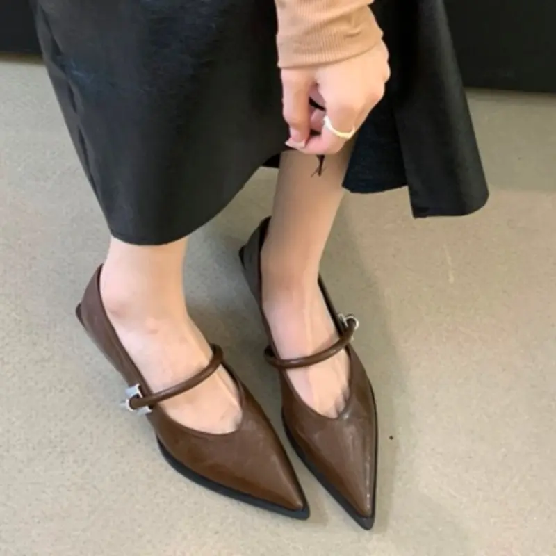 Women's Fashion Pointy Mary Jane Shoes Fall New Shallow Mouth Metal Buckle One Line Buckle Comfortable Single Shoes