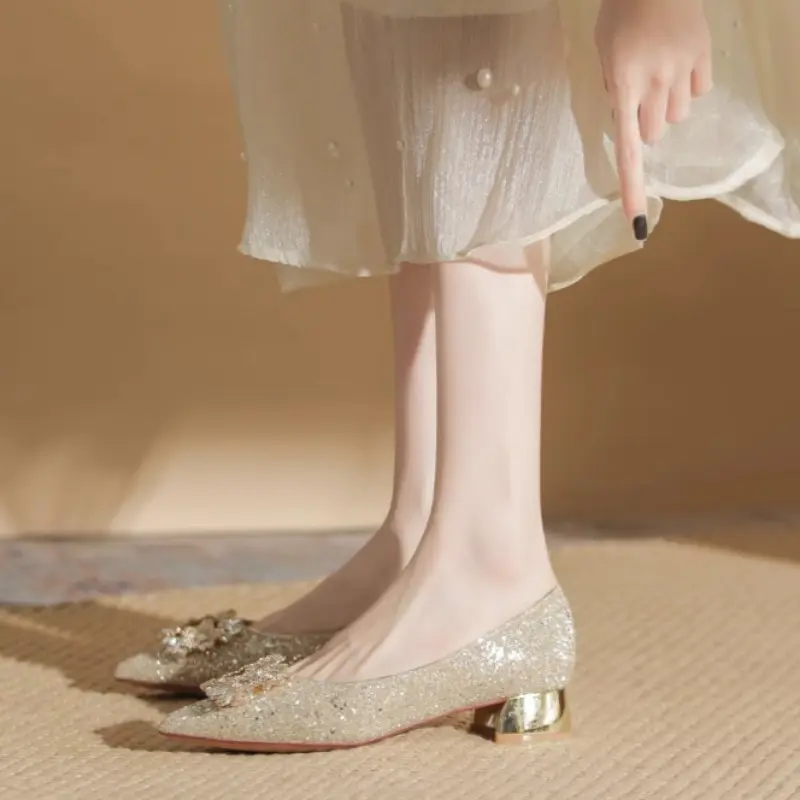 Fall New Coarse Heel Shoes Women's Fashion Pointy Shallow Mouth Sequin Crystal Buckle Non-slip Low-top Shoes