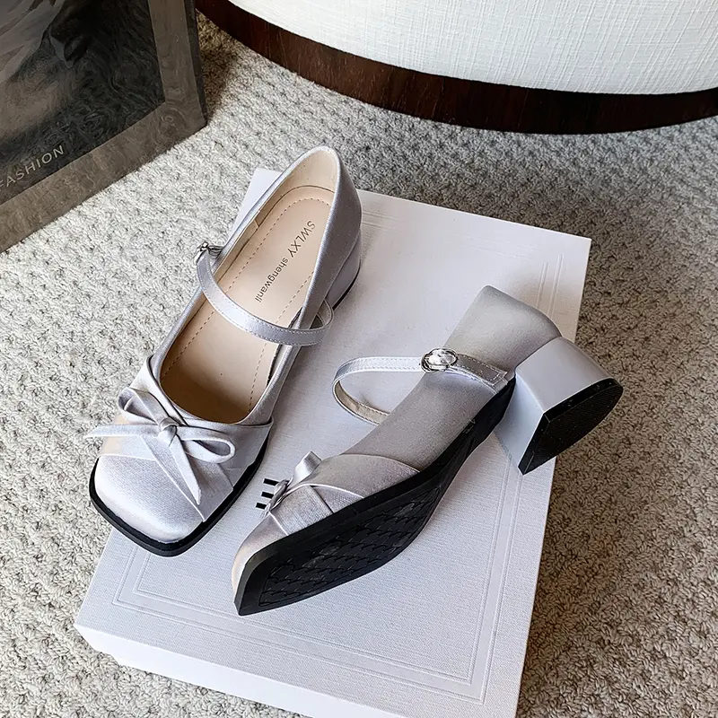New Coarse Heel Shoes for Women Square Head Shallow Mouth Butterfly Knot Cloth Line with Anti-slip Wear-resistant Heel Shoes