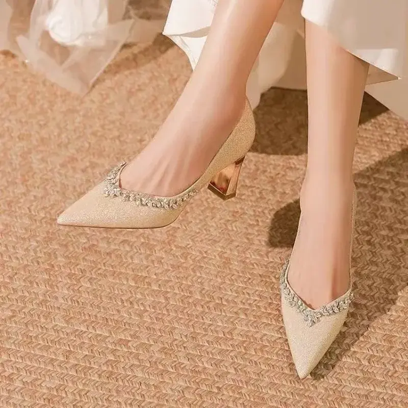 Rhinestone Single Shoes Autumn New Pointed Toe Shallow Mouth Slip Foot Non-slip Wear-resistant Block Heel High Heels