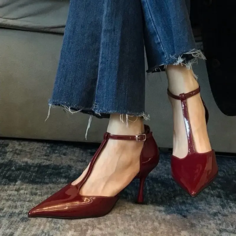 Summer New Patent Leather T-Wire with Pointed Toe Stiletto Single Shoes All-match High-heeled One-buckle Wrapped-toe Sandals