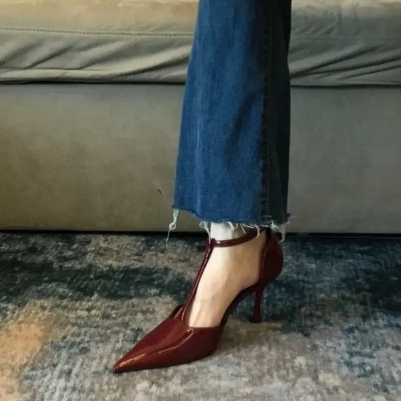 Summer New Patent Leather T-Wire with Pointed Toe Stiletto Single Shoes All-match High-heeled One-buckle Wrapped-toe Sandals